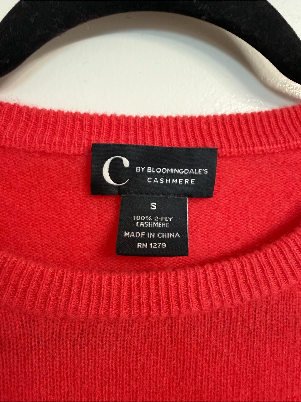 NEW C by Bloomingdale’s 100% Cashmere Crewneck Sweater Pink Size Small - Picture 3 of 4